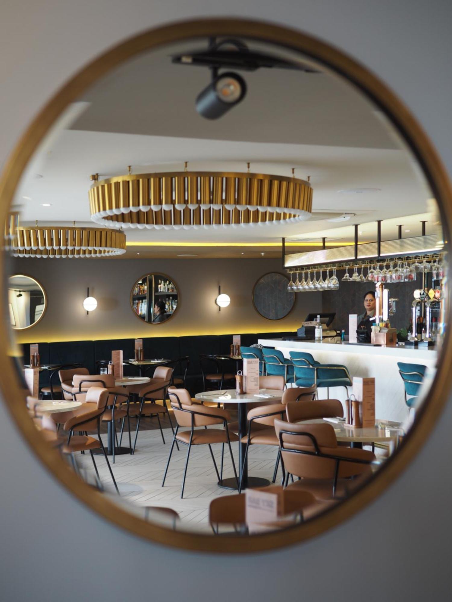 Hotel Courtyard By Marriott London Heathrow Airport Harlington  Exteriér fotografie