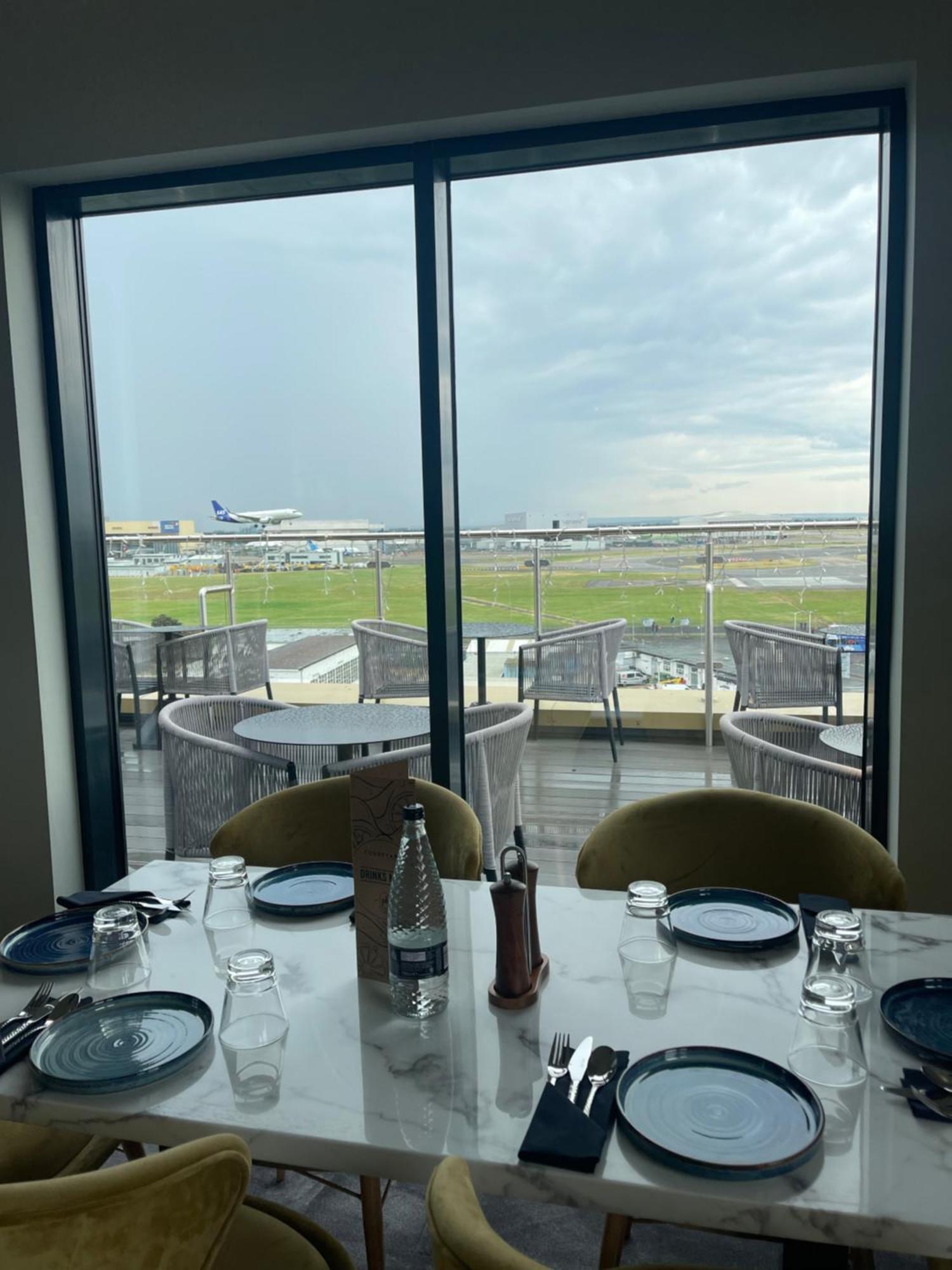 Hotel Courtyard By Marriott London Heathrow Airport Harlington  Exteriér fotografie