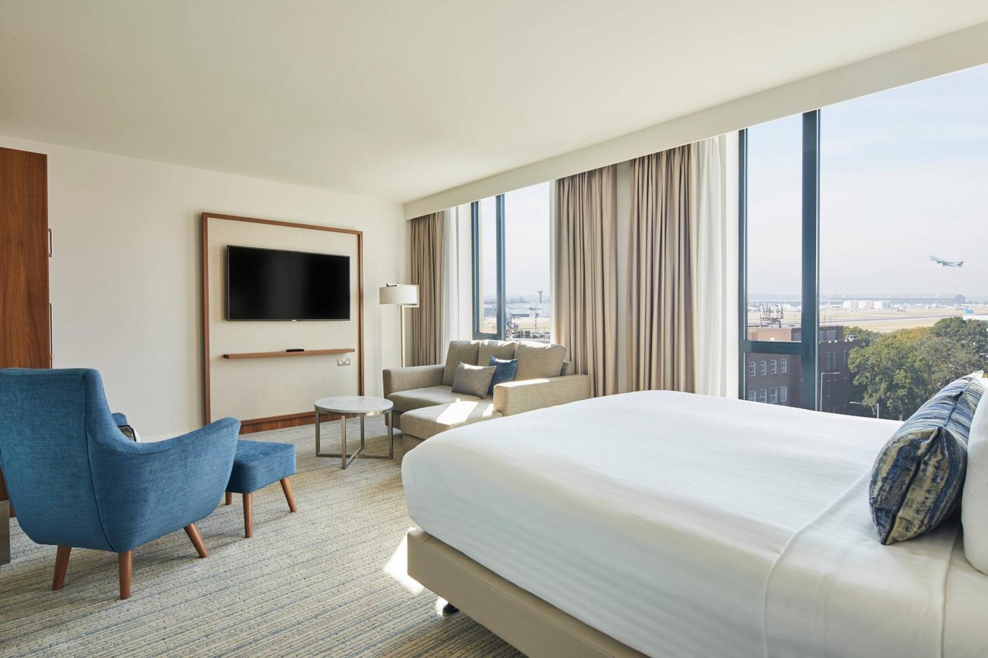 Hotel Courtyard By Marriott London Heathrow Airport Harlington  Exteriér fotografie
